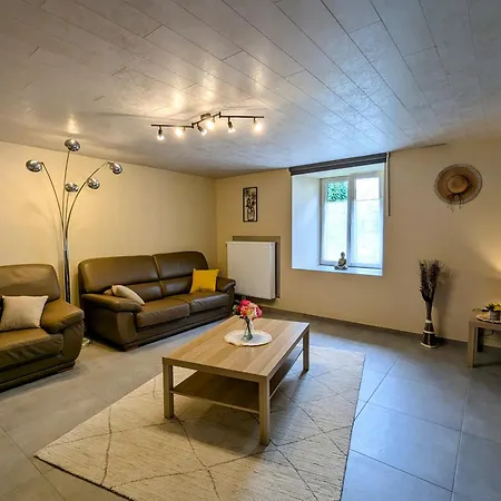 Campagne, Confort Moderne : Grand Renove Pour 8 Pers. Avec Terrasse Et Jardin Spacieux - Fr-1-585-135 Holiday home Han-les-Juvigny