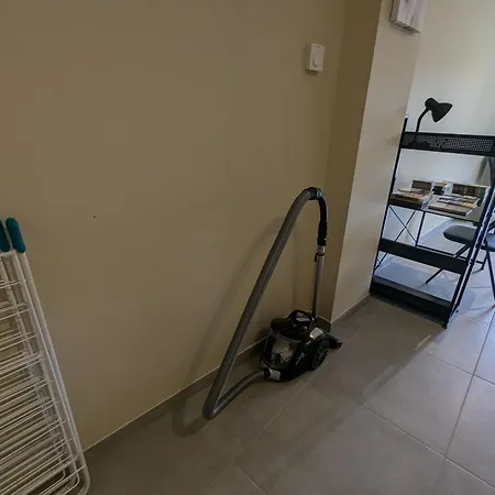 Campagne, Confort Moderne : Grand Renove Pour 8 Pers. Avec Terrasse Et Jardin Spacieux - Fr-1-585-135 *